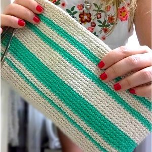 Crochet clutch